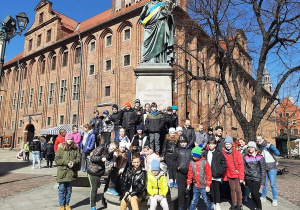 Dzieci z klas 3 w środę 13 kwietnia odwiedziły Toruń.