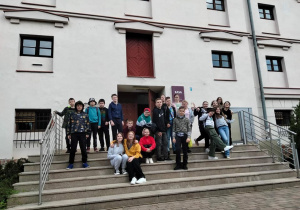 Uczniowie w Muzeum w Gosławicach