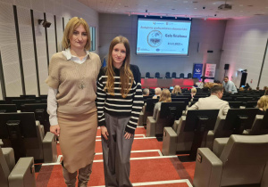 Uczennica z nauczycielką