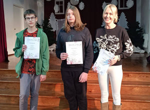 Uczniowie z opiekunką